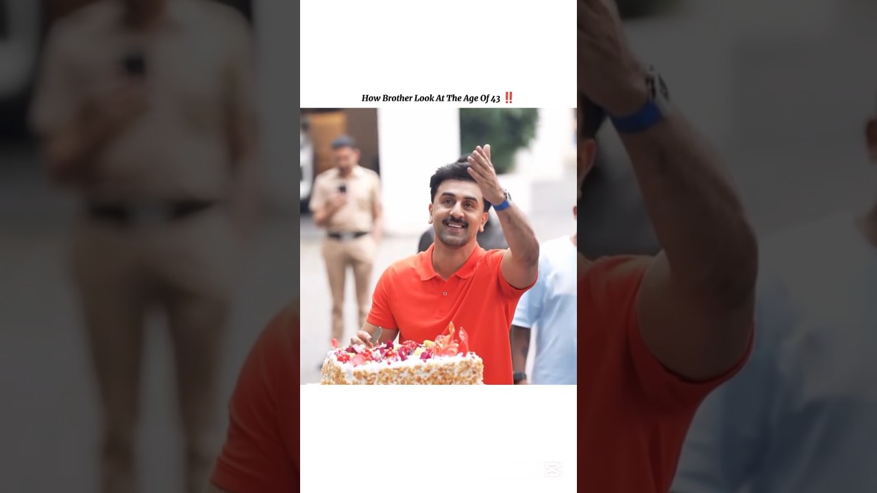 Ranbir & Kareena Kapoor's Stunning Glamour Moments ✨