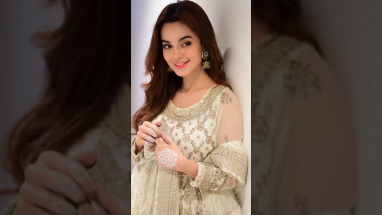 KOMAL Meer: Pakistani Actor in Short Video π¬