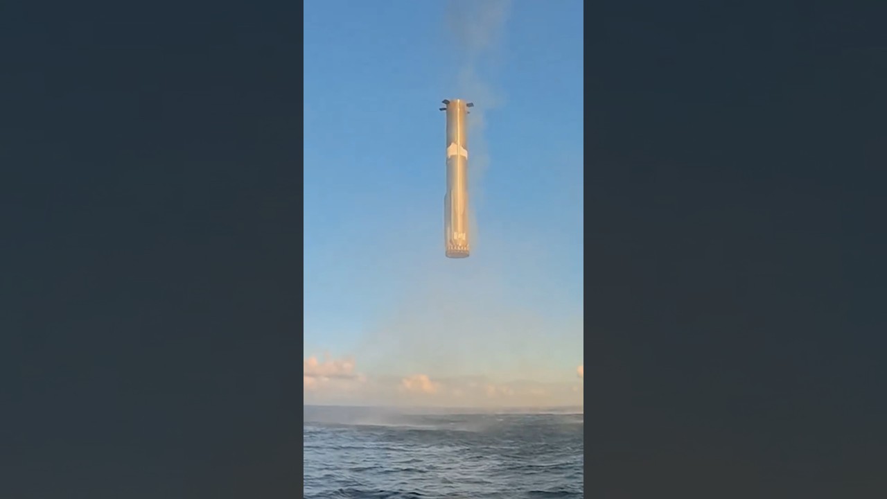 SpaceX's Super Heavy Booster B15.2 Lands in Ocean 🌊