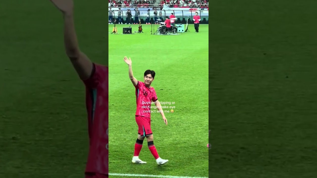 Korea Football Fans Celebrate Leekangin and the National Team ⚽