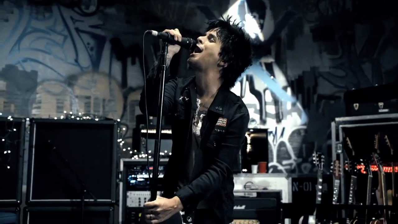 Green Day - Oh Love Official Music Video 🎶