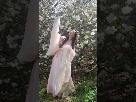 #chinesedrama #chinesegirl #historicalfantasy #chinesedance #magicalplaces #fantasystorytelling