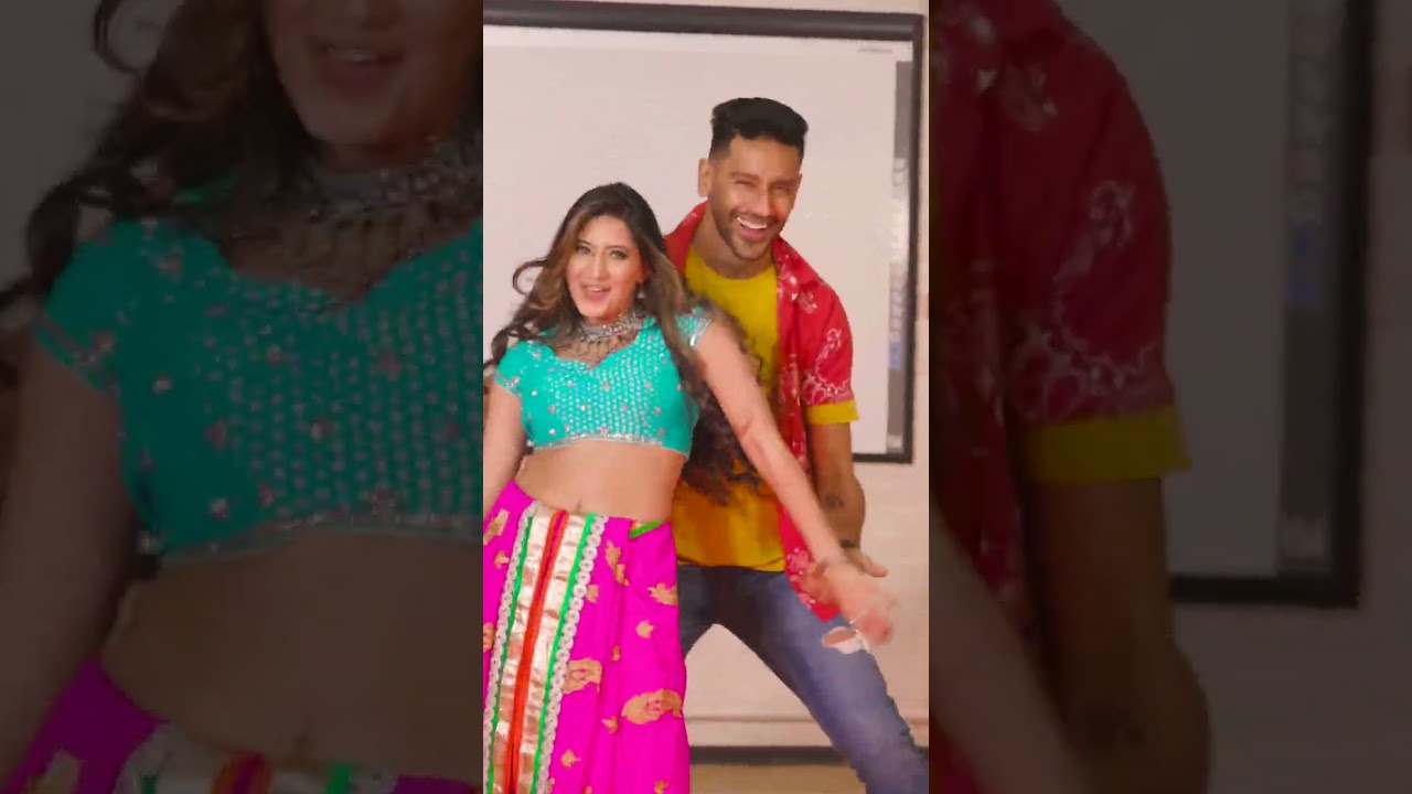 Bijli | Govinda Naam Mera ⚡