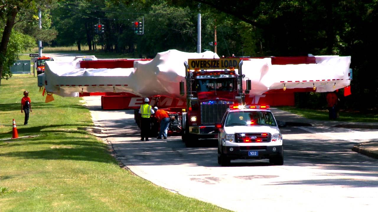 Transport of Giant Electromagnet from Brookhaven Lab