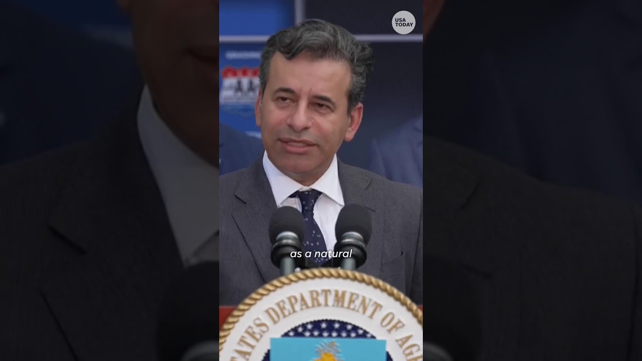 FDA Approves Gardenia Blue as Natural Food Dye 🌱