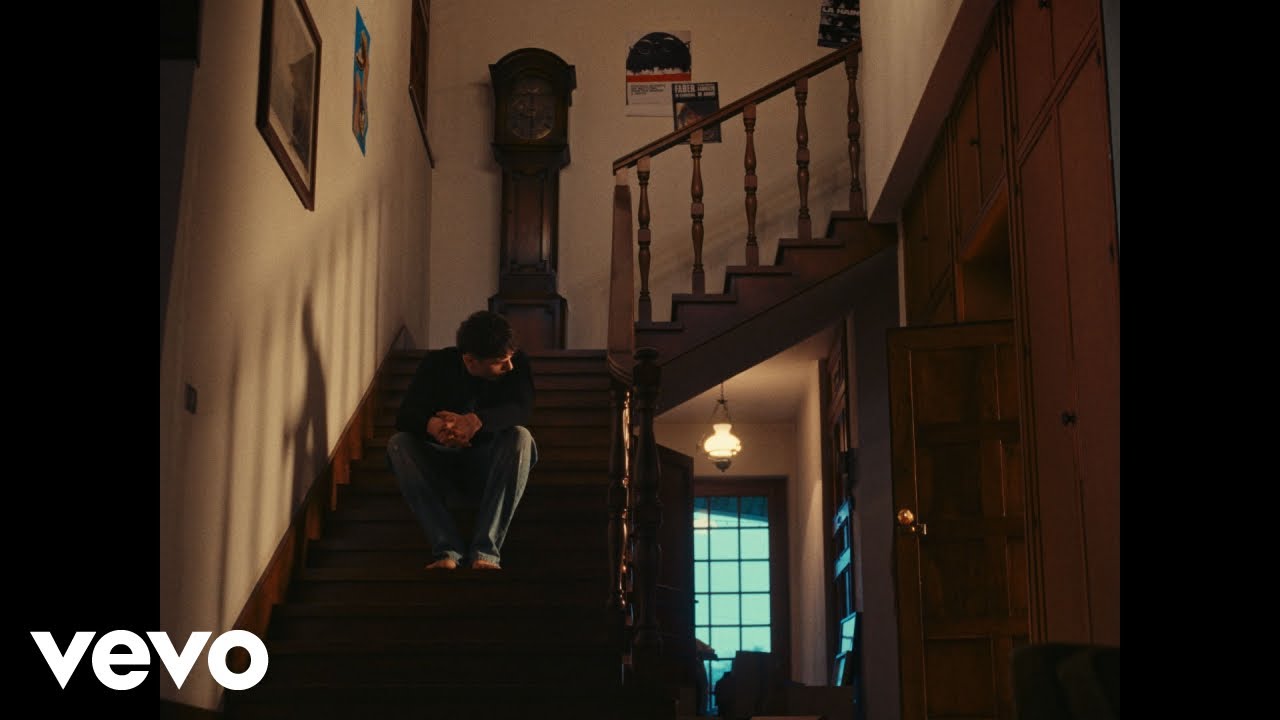 Olly & Juli - Quei Ricordi Là 🎶 Scopri il Video Completo ora!