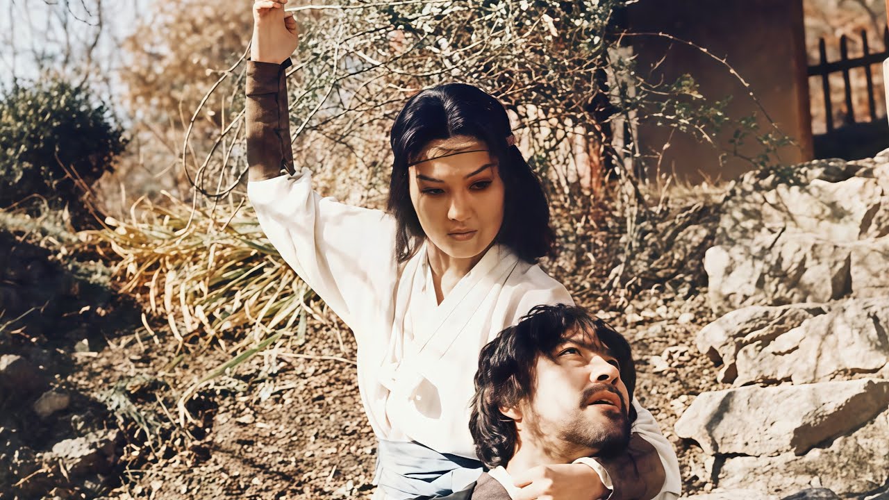 Боевик: Корейская девушка-тайквондошица спасает русских моряков