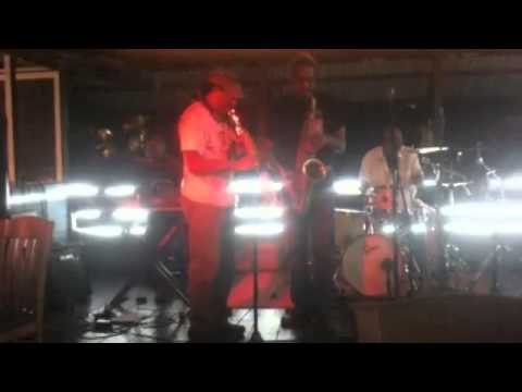 Quanti Bomani & Luther Francois Live 2013 🎷