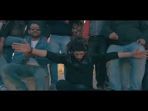 @kafon 3 05nia  @ma3alich @ nheb ngala3 @Gad ma bina  tdhigue 