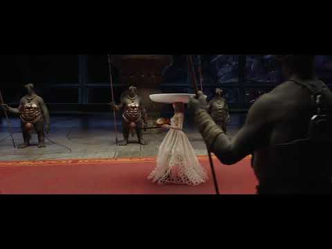 Valerian & the City of a Thousand Planets Fight Scene
