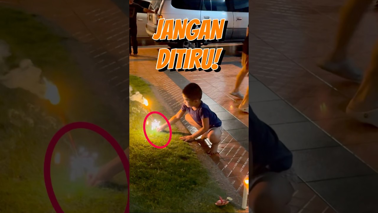 Main kembang api dimalam tahun baru sama si kocik #fireworks #newyear #tahunbaru #countdown