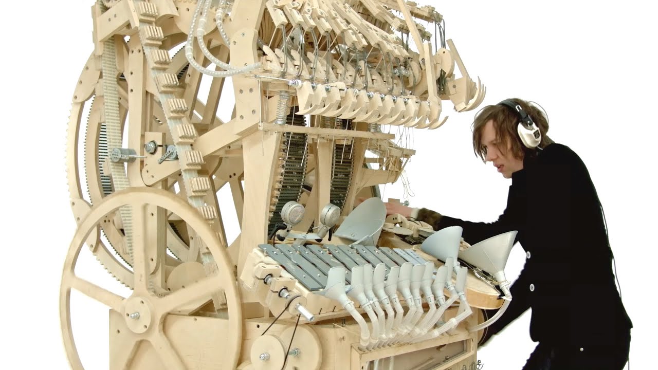 Wintergatan's Marble Machine 🎶 with 2000 Marbles