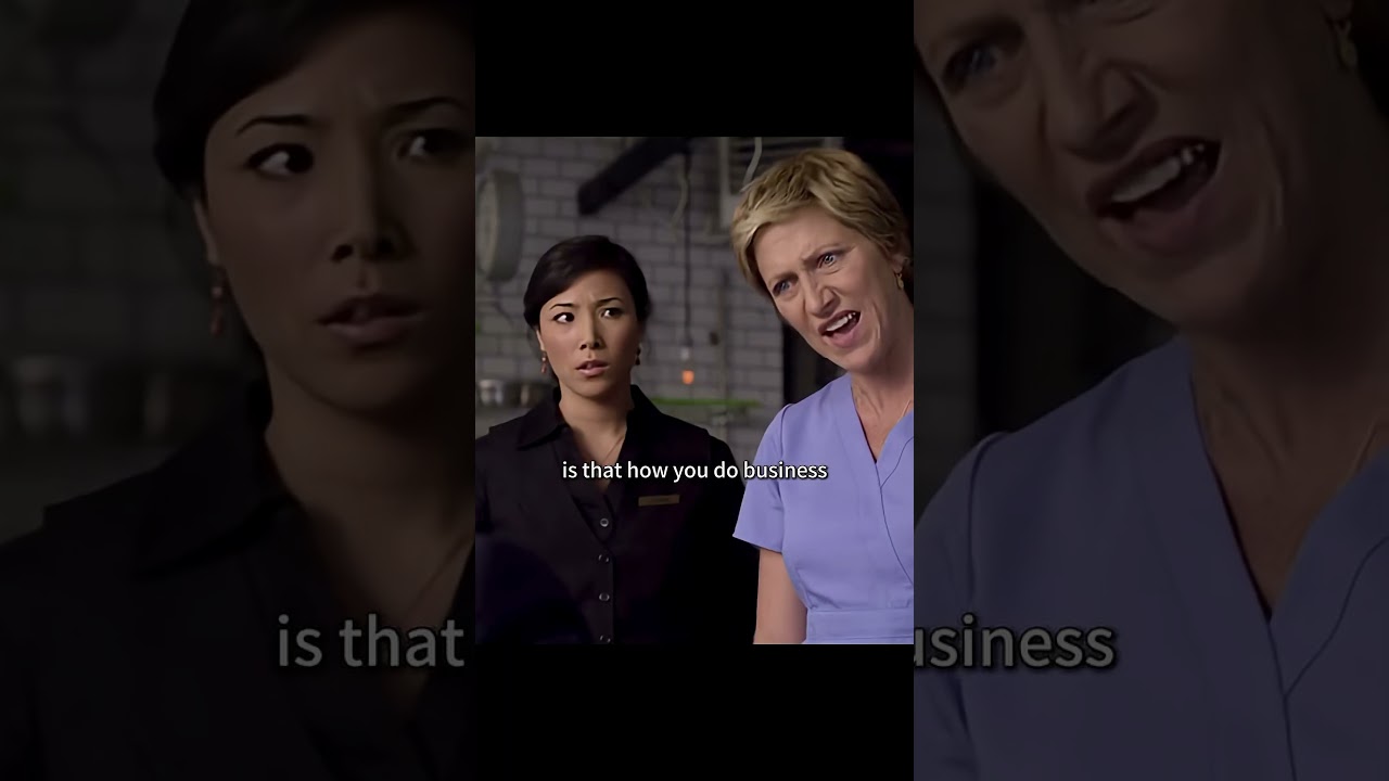 Nurse Jackie Defends a Waitress in a Courageous Stand 💪