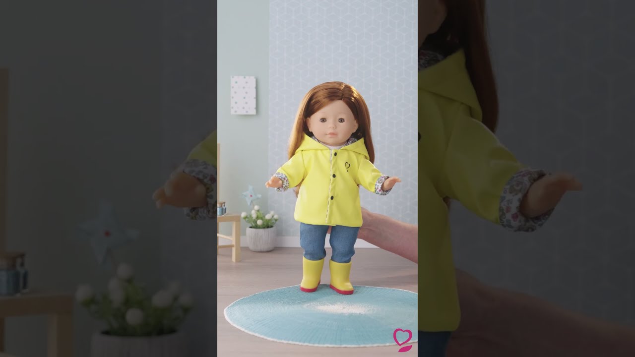 Corolle Prune Choisit sa Tenue avec Votre Aide 👗