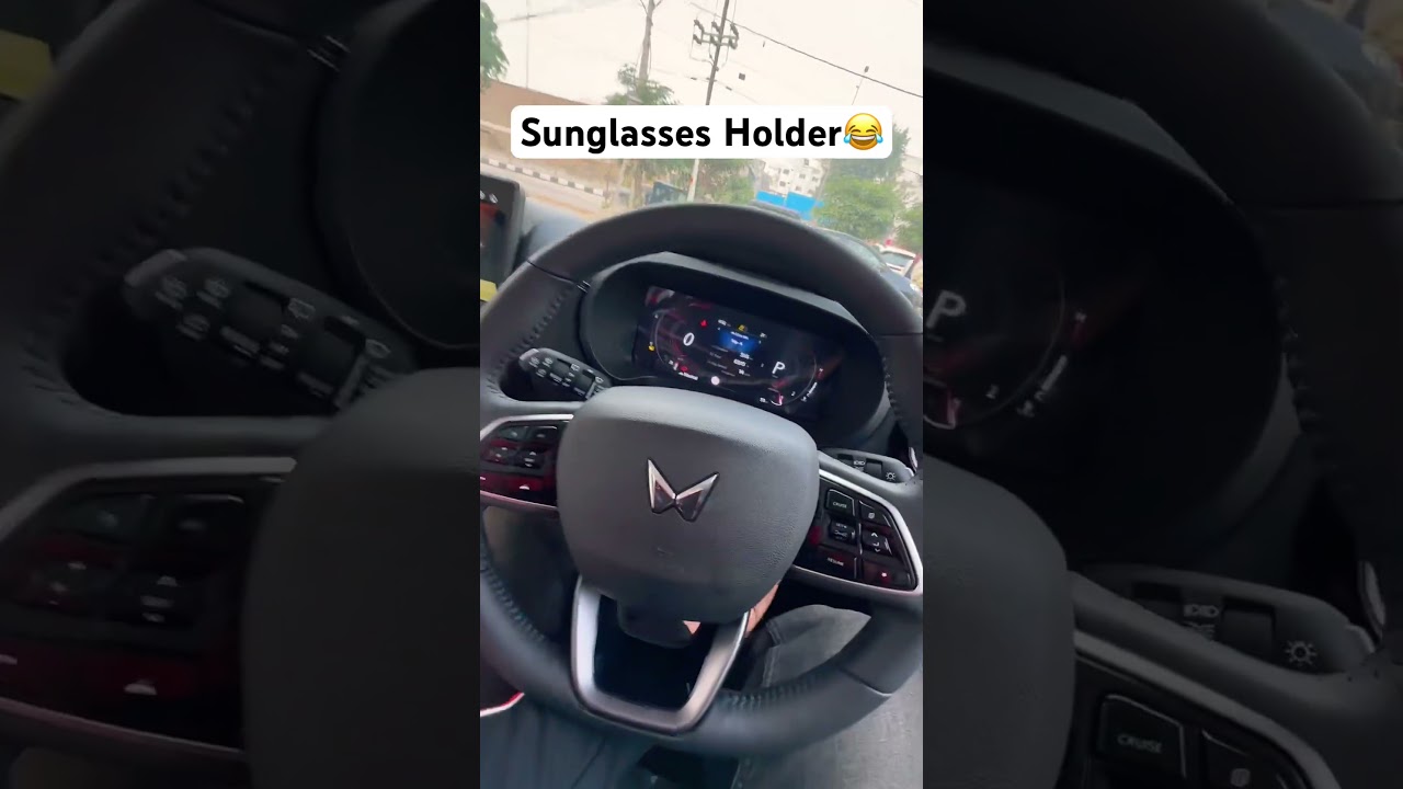 Thar ROXX Base vs Top Model π