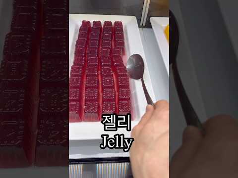 Dessert box in Korea🇰🇷 #mukbang #foodie #yummy #korean #korea #food #seoul #dessert