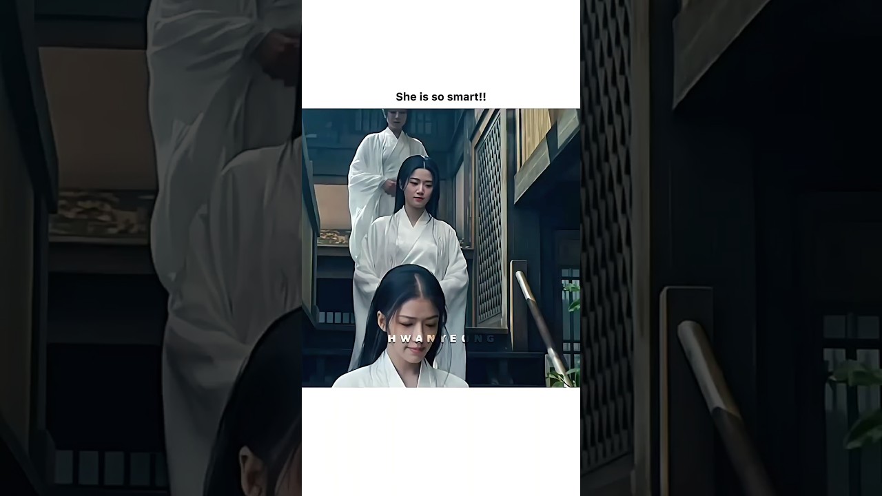 Did You Notice What She Just Did?🧐