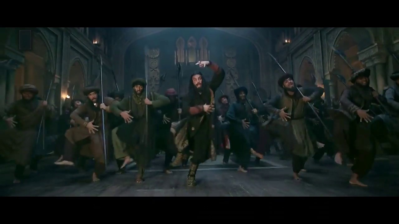 Bollywood Meets Hardstyle: Ranveer Singh's Dance