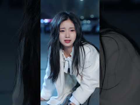 He is jealous😥#MobBossRefusedtoLetHerGo #ChenSi #shorts #Chinesedrama #cdrama #dramachina #minidrama