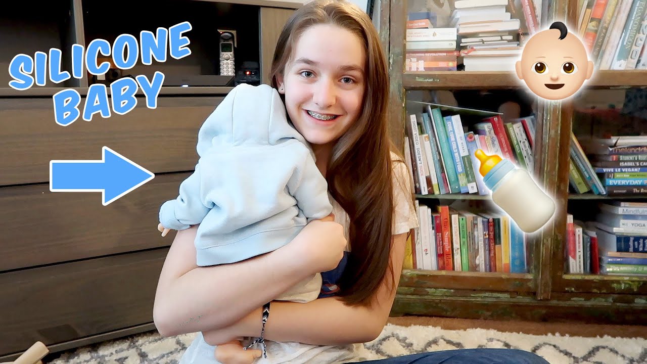 First Full Body Silicone Reborn Baby Doll Unboxing 🍼