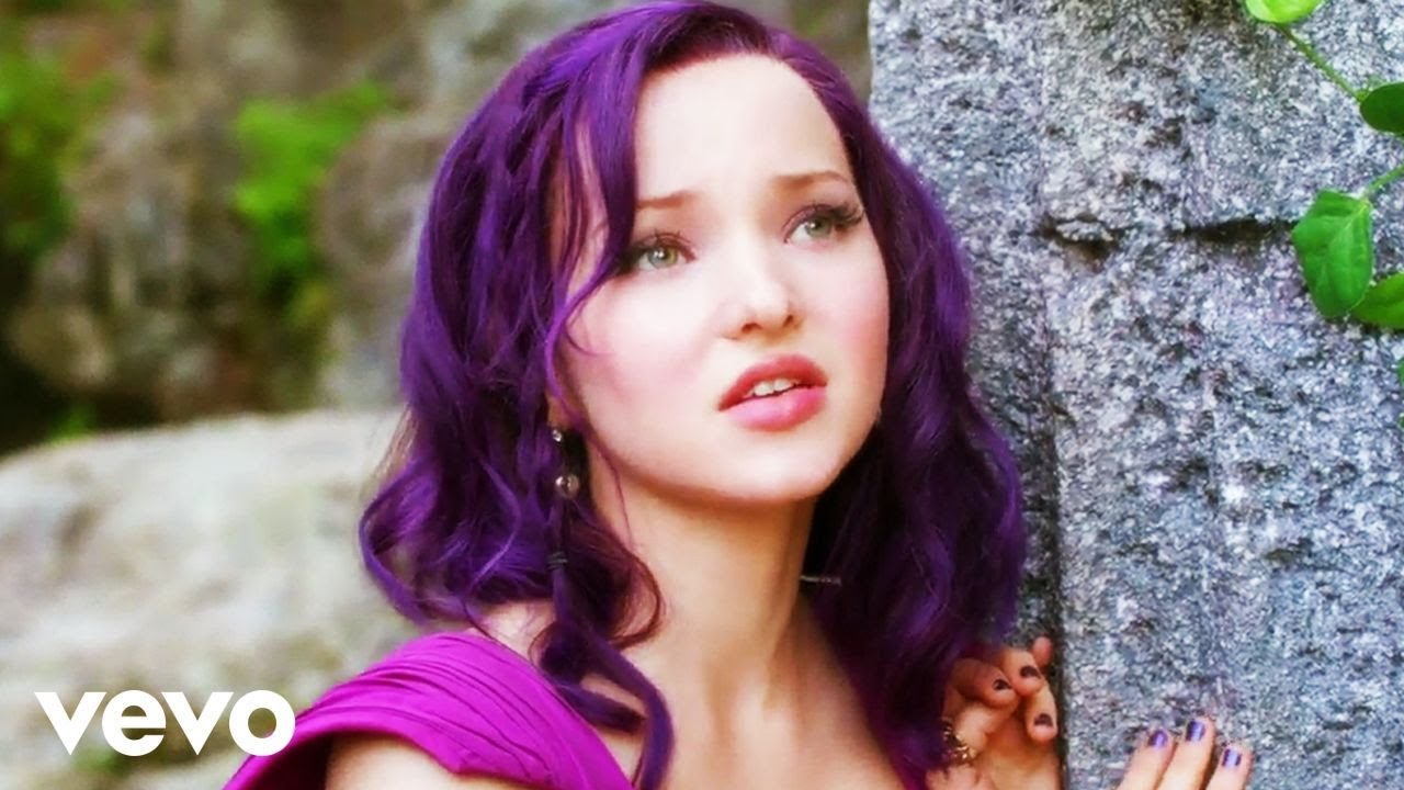 Dove Cameron Performs 'If Only' from Descendants ๐ถ