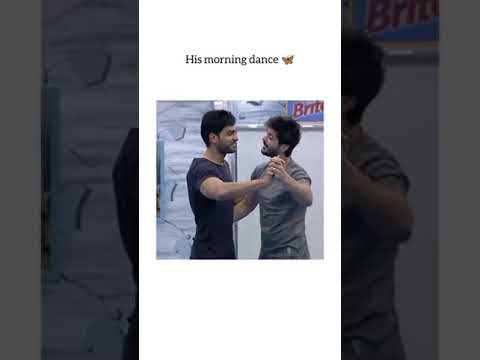 Junaid niazi dance in Tamasha Ghar Junaid Jamshed dance every morning #junaidniazi #tamashaghar