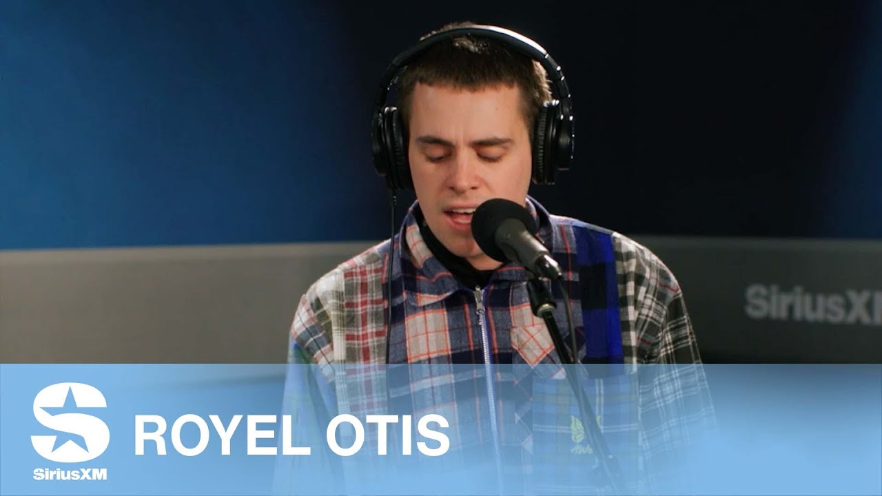 Royel Otis Performs 'Linger' Live 🎶