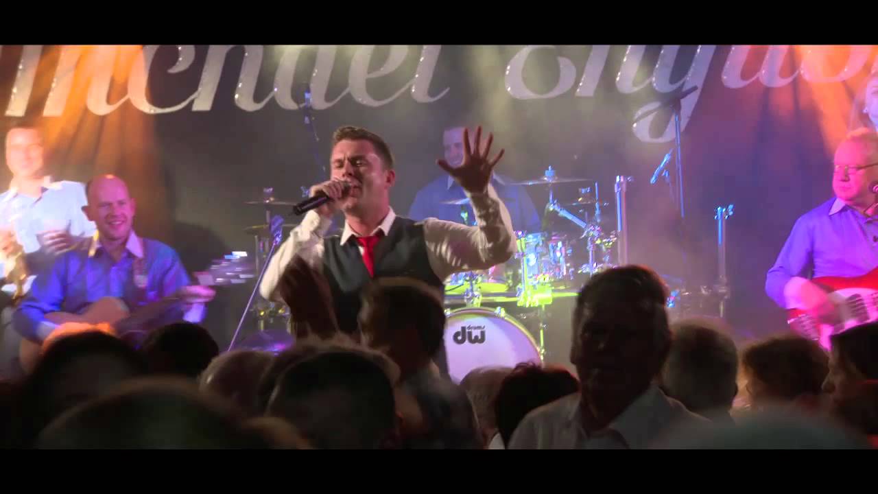 Michael English - Ding Dong, Sing My Song 🎶