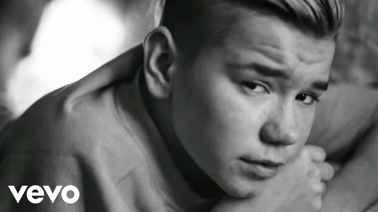 Marcus & Martinus - First Kiss 🎶