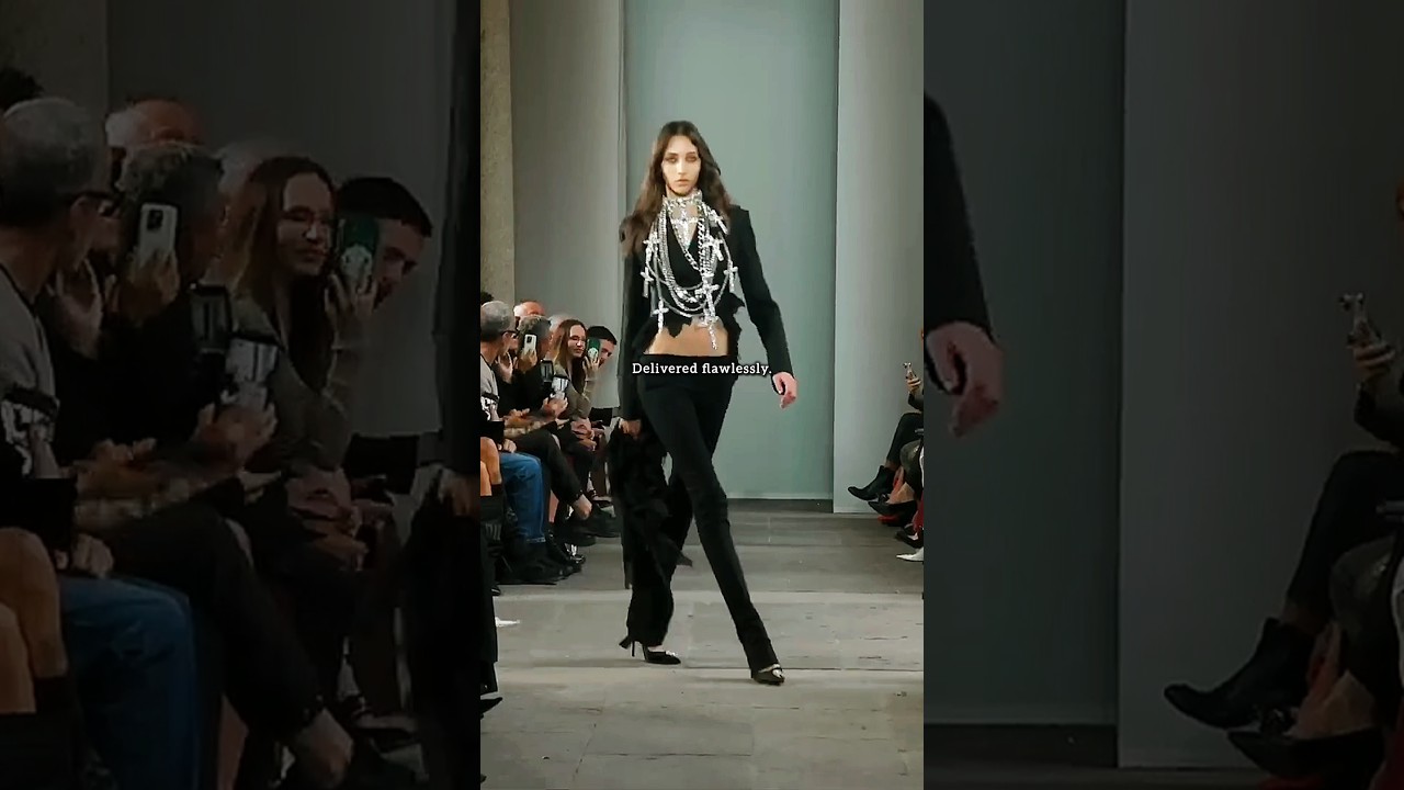 Yasmin Wijnaldum Dominates the Runway Again ⚡