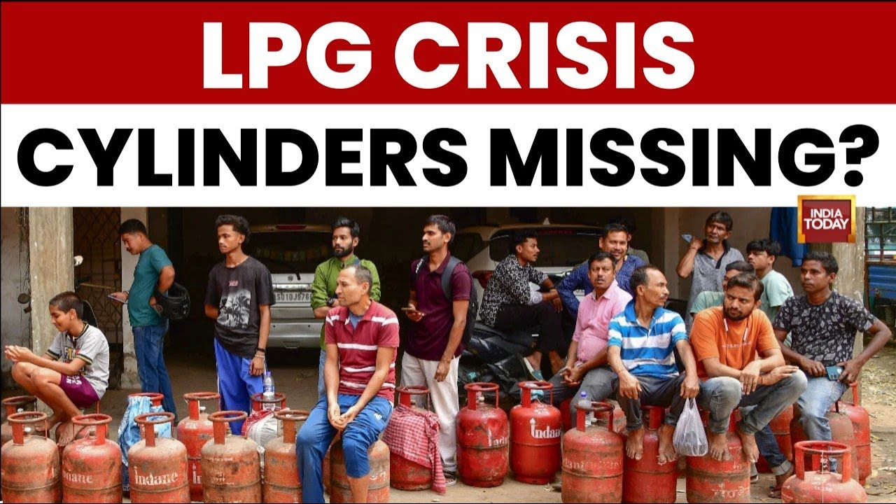 LPG Crisis Deepens In India: Long Queues For Gas Cylinders As Households, Vendors Face Shortage