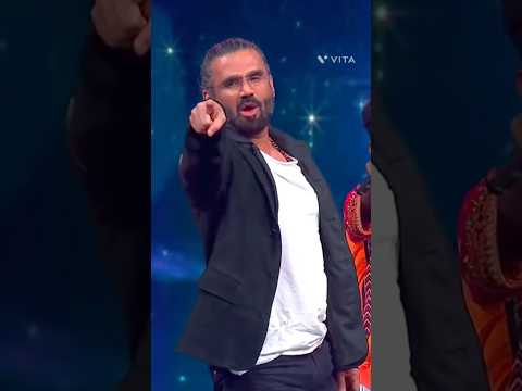 Jhanjhariya hindi old romantic song || Sunil Shetty_status #shorts #sunilshetty #lovestatus