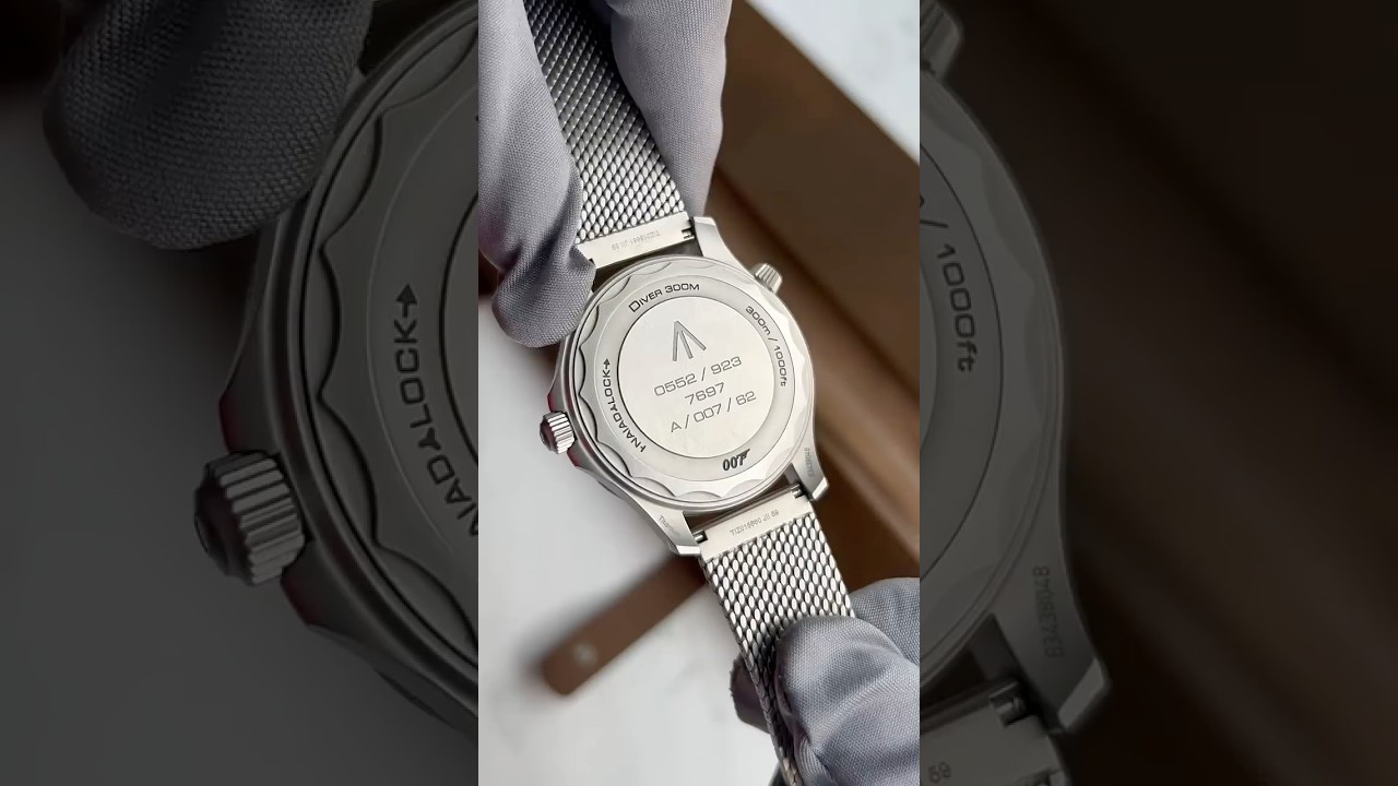 Unboxing the Omega Seamaster Diver 300m 'No Time to Die' Edition