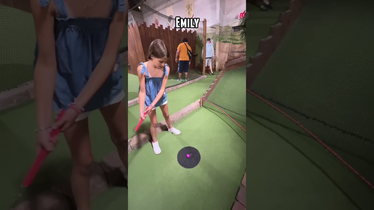 Plinko Mini Golf Challenge: First to Hole-in-One Wins!