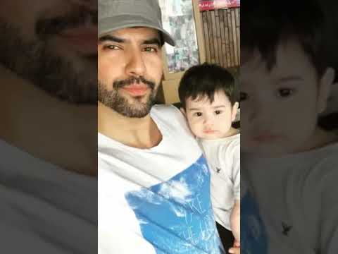 Junaid Khan With His Wife Amina and Two Sons #shorts #actor #singer #junaidkhan #drama #family