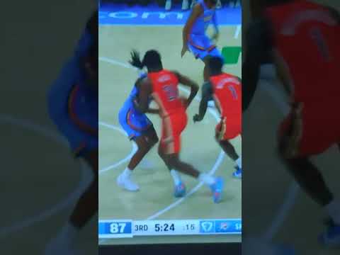 Thunder putting the Belt to the pelicans thru 3 quarters 90-70 #shaigilgeousalexander #nba