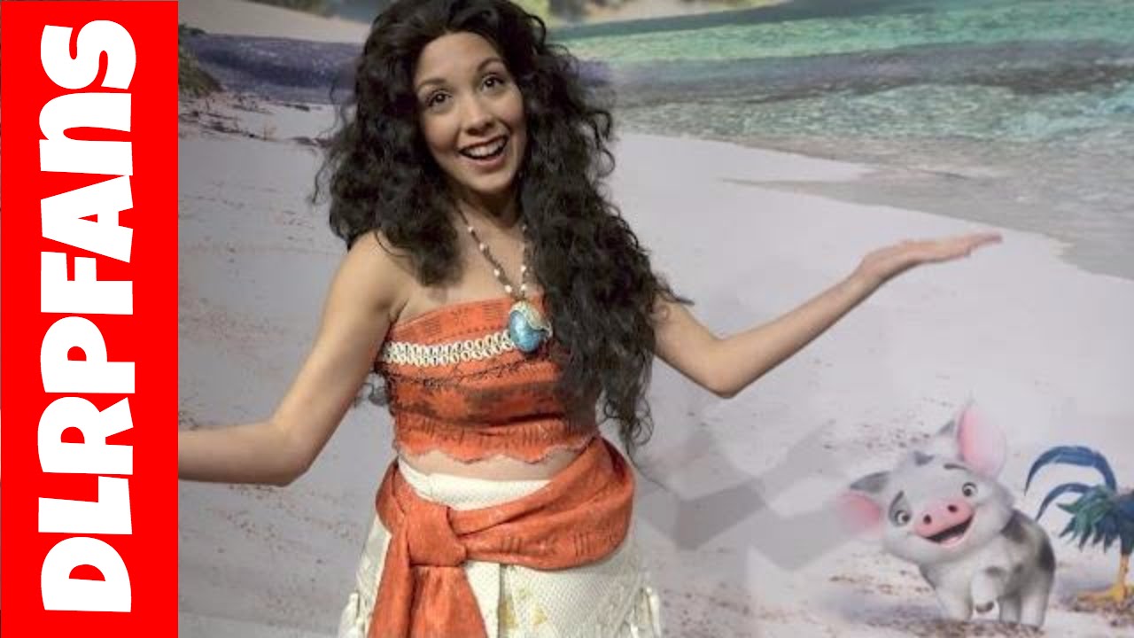 Meet Moana at Disneyland Paris 🌊