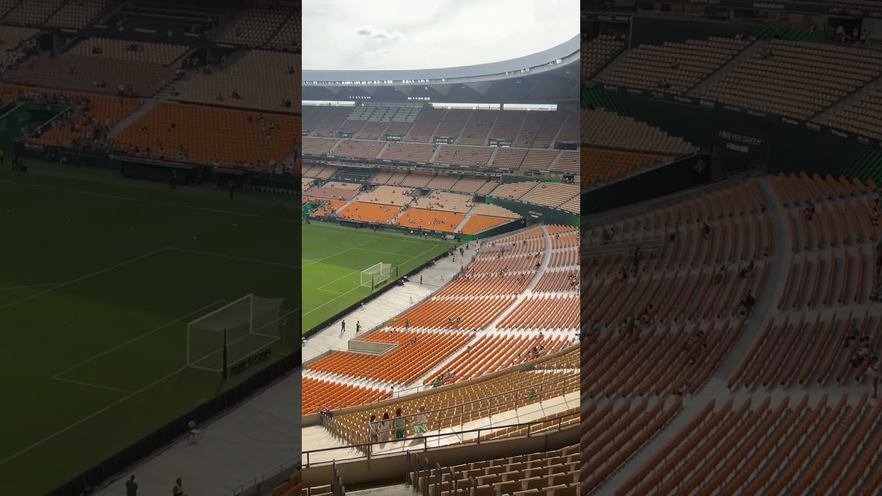 ¡Increíble ambiente en el Estadio La Cartuja con los ultras del Betis! ⚽