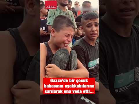 Filistinli Çocuk, Babasına Veda Etti 😢 | Gazze'den Dokunaklı Anlar #shorts