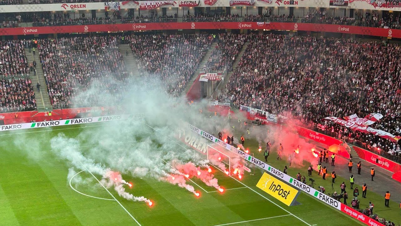 Ekscytujące Chwile na Murawie podczas Meczu Polska - Holandia 2025 ⚽