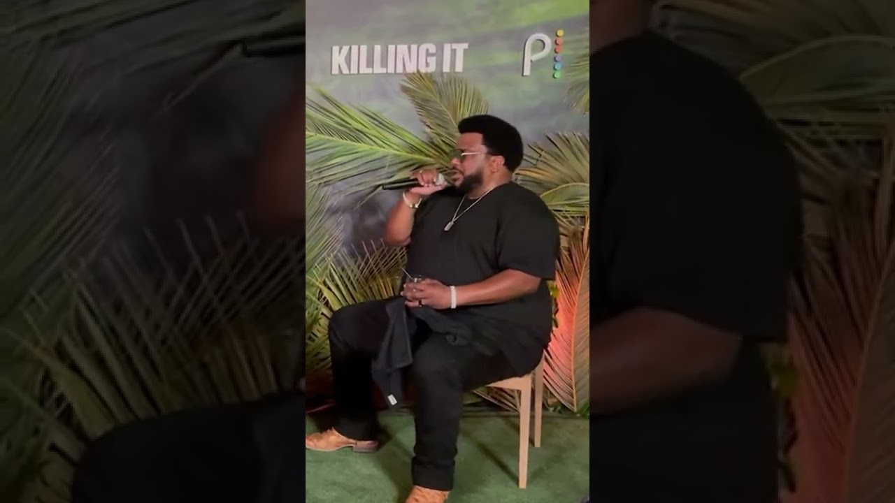 Office Theme Song ft. Craig Robinson & Kate Flannery 🎶