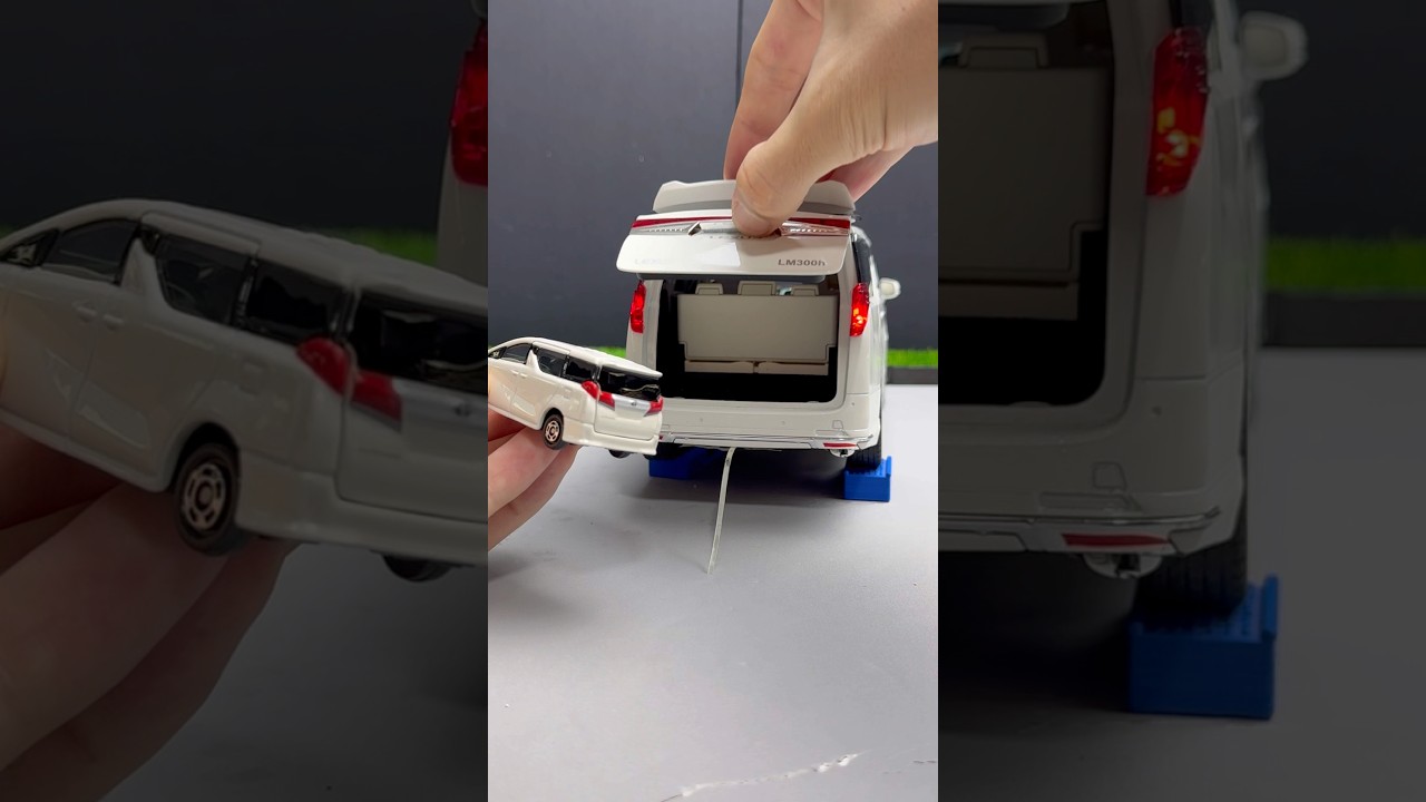 Lexus LM300h Baby Car – Perfect Diecast Model for Car Enthusiasts 🚗