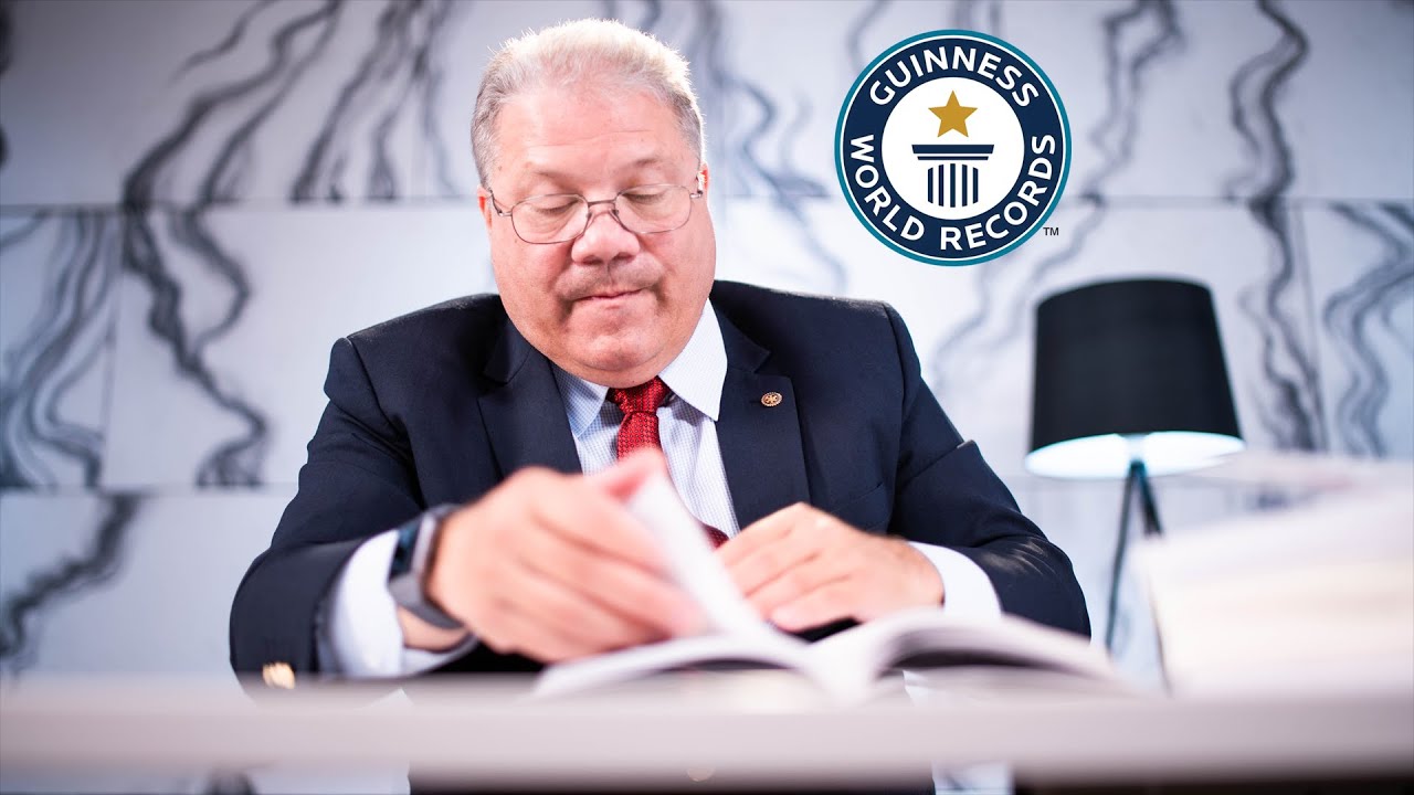 Howard Berg: The World's Fastest Reader 📚