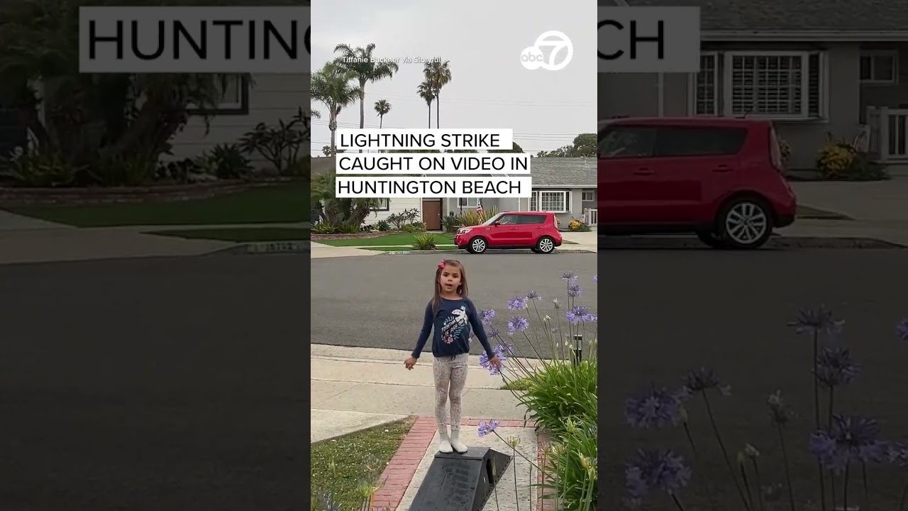 Lightning Strikes Near Girl in Huntington Beach ⚡