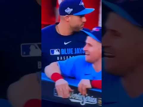 First Pitch homerun Davis Schneider #torontobluejays #viral #baseballteam #bluejays