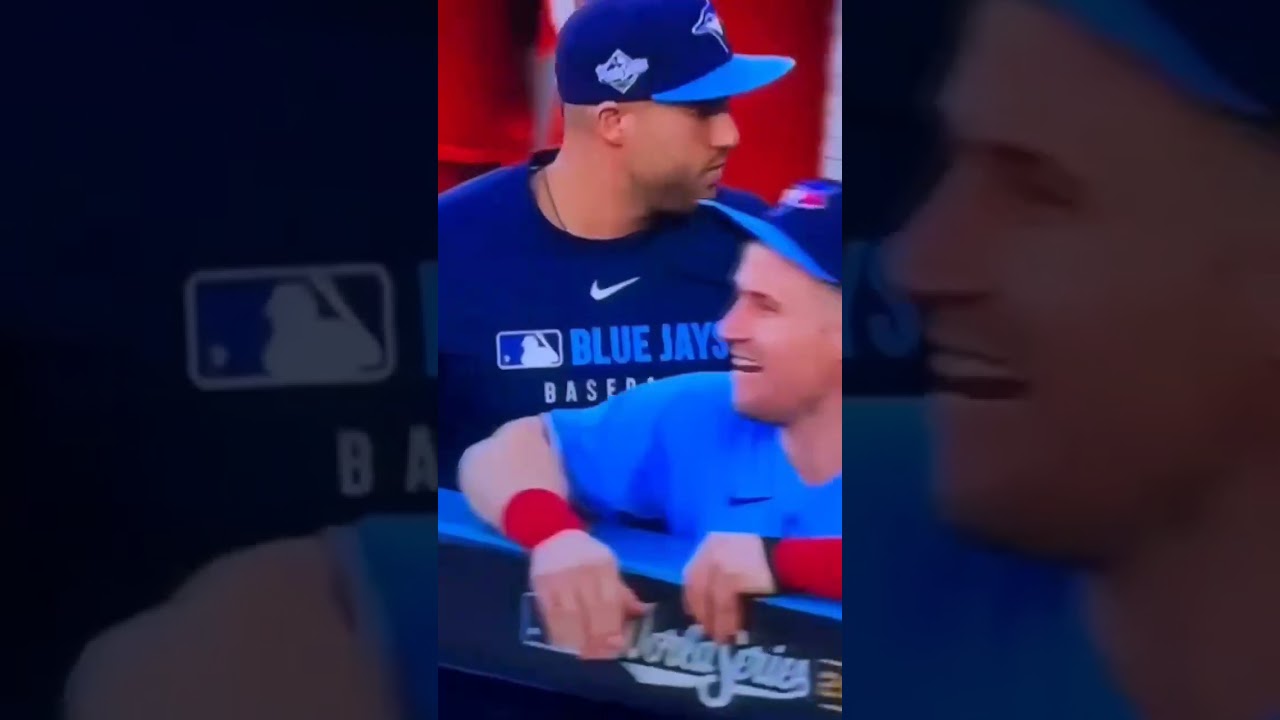 Davis Schneider's First Pitch Home Run Sparks Toronto Blue Jays Moment ⚾