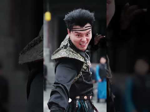 The kung fu girl unleashed her power to save her father #movie #drama #cdrama