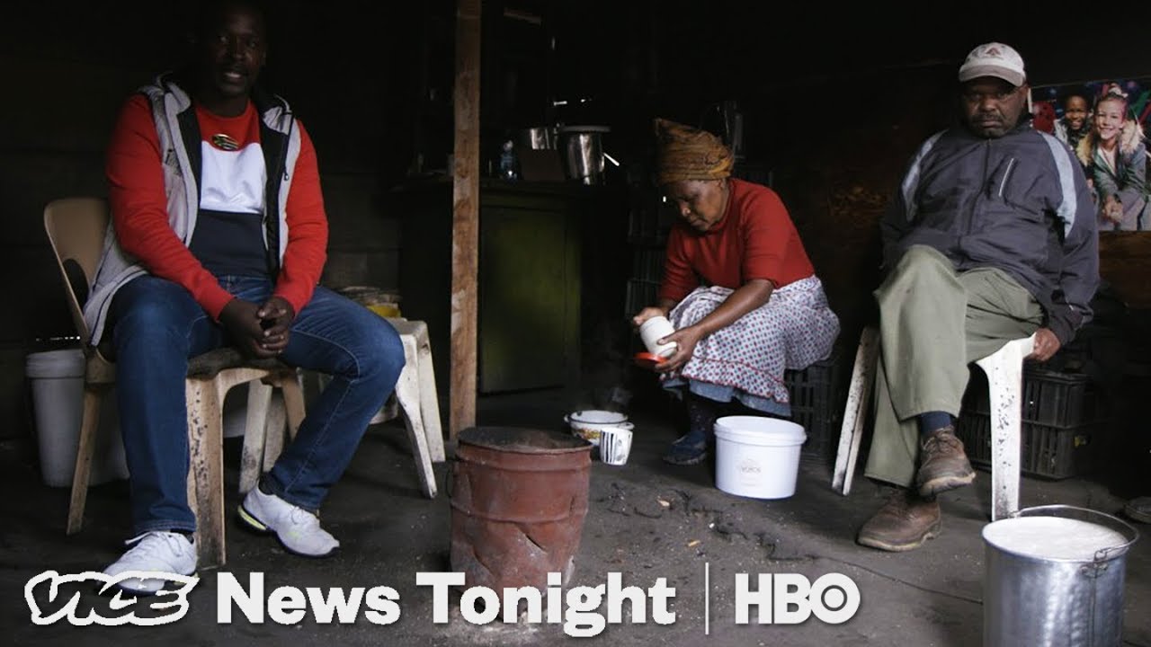 Slum Tourism & Rethinking Pride: Full Episode of VICE News Tonight on HBO 🚶‍♂️