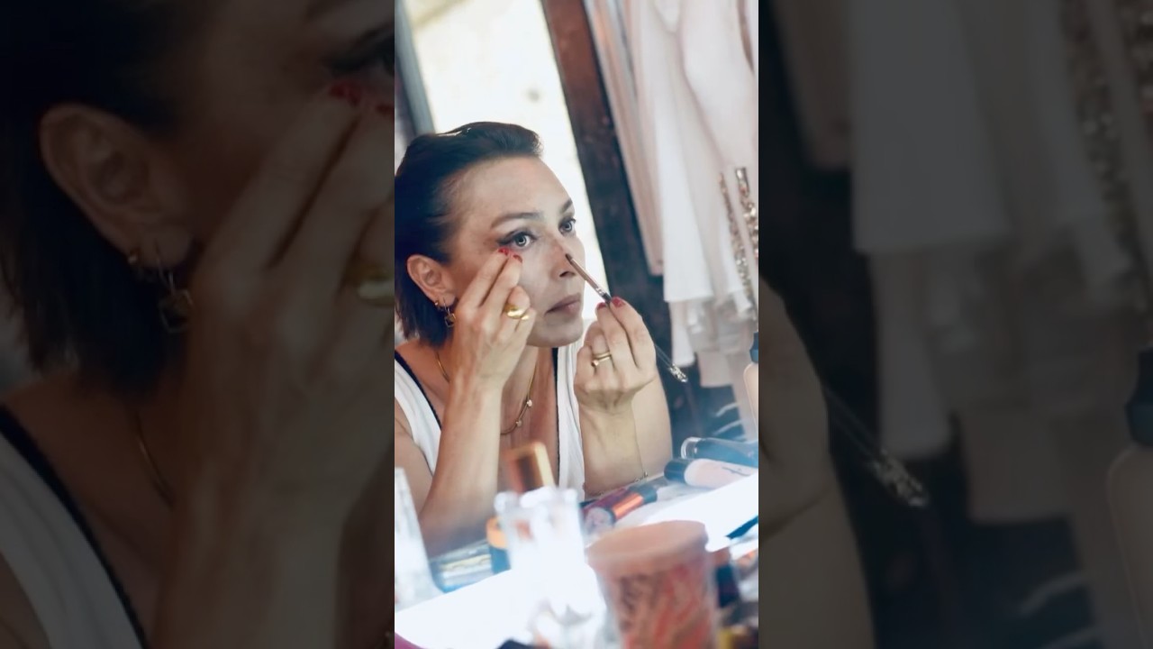 Ayça Bingöl in Viral Turkish Series Shorts 🎬