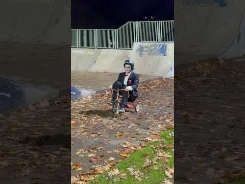 BILLY JIGSAW AT THE SKATEPARK! #mtb #bikes #biking #tricks #stunts #bmx